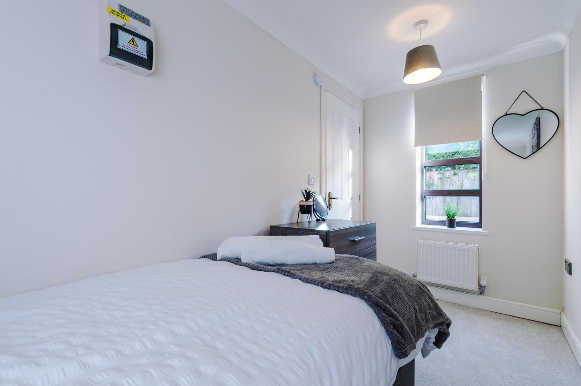 The Green- Beautiful & Spacious 5 Bed Detached In Worsley, Manchester Exteriör bild